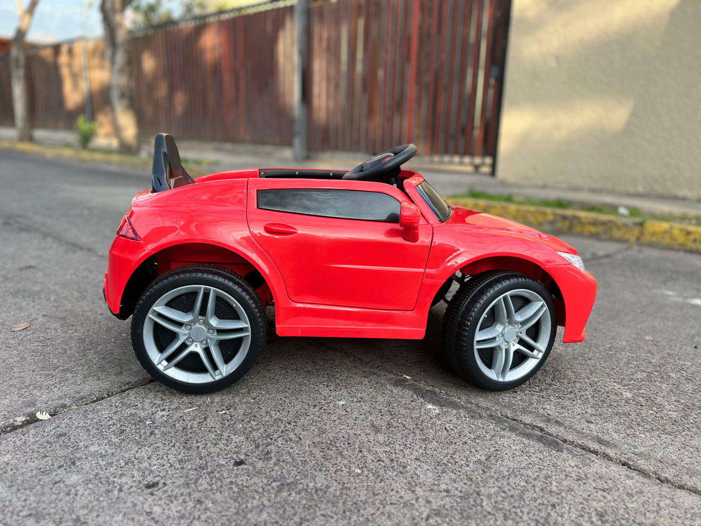 Auto a Bateria para niños Tipo Lexus con control a distancia