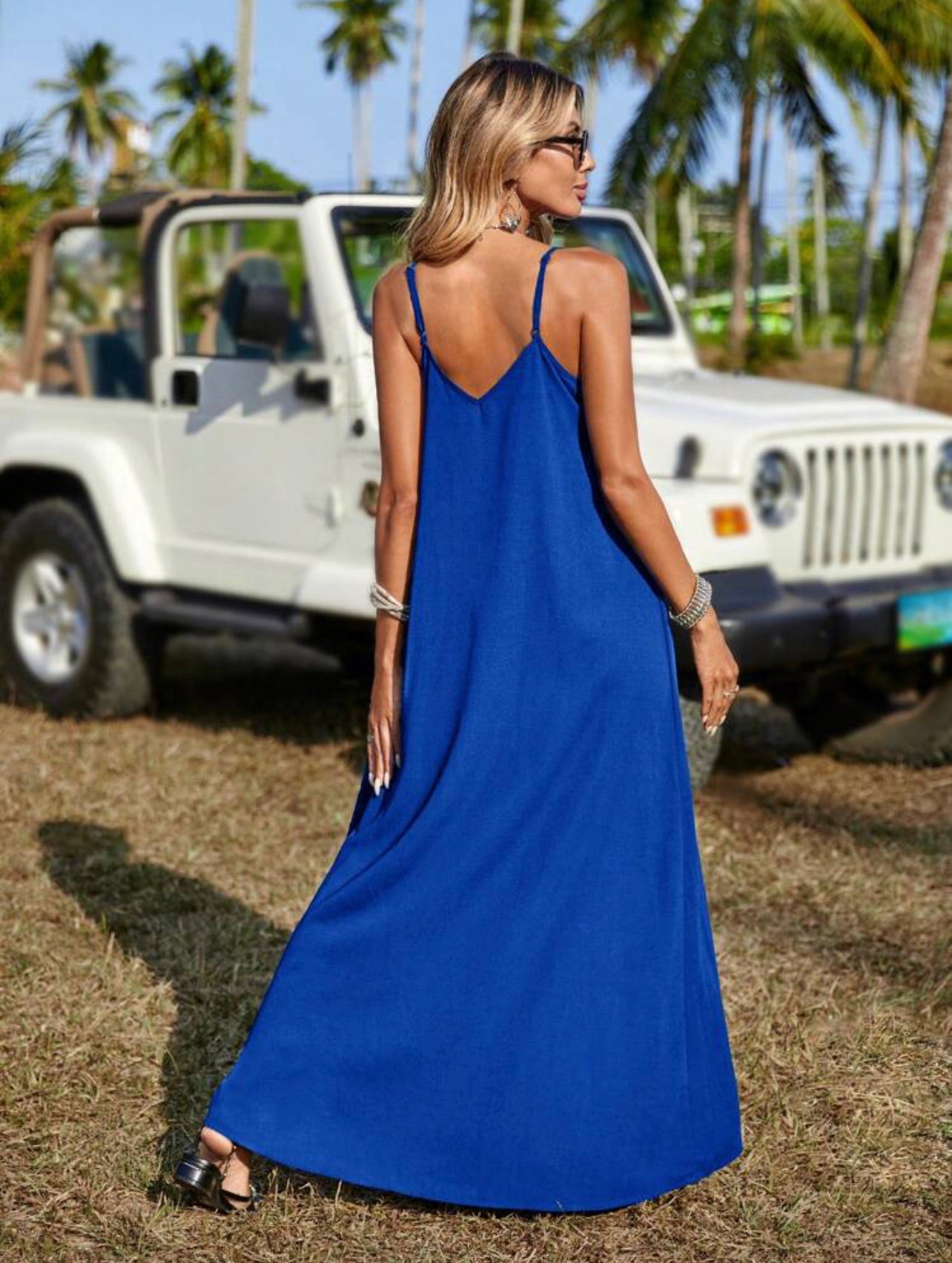 Maxi Vestido Boho-Chic Azul con Bordado Tribal